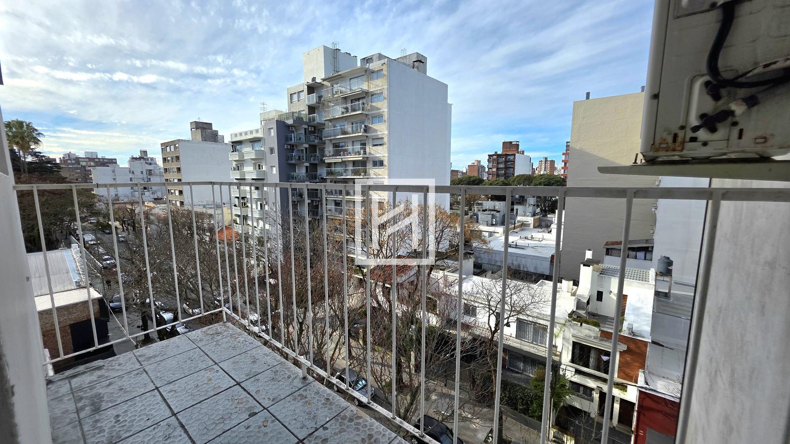 Apartamento Alquiler 1 Dormitorio  26 de Marzo esq. Barreiro | Pocitos | Piso 6 | Terraza · Foto 5