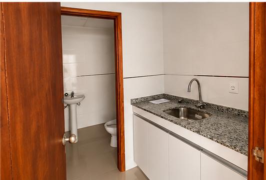 Oportunidad única en el Centro de Salto! – Excelente local comercial se VENDE o ALQUILA. · Foto 5