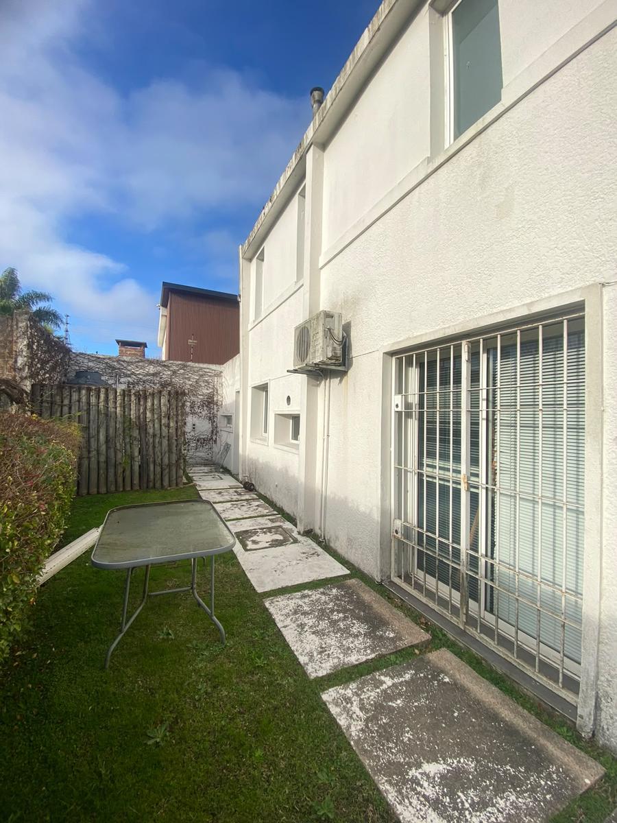 Oficina en Carrasco con sala de reunion y 5 privados. Próximo ingreso disponible para Noviembre. Zona Carrasco. · Foto 6