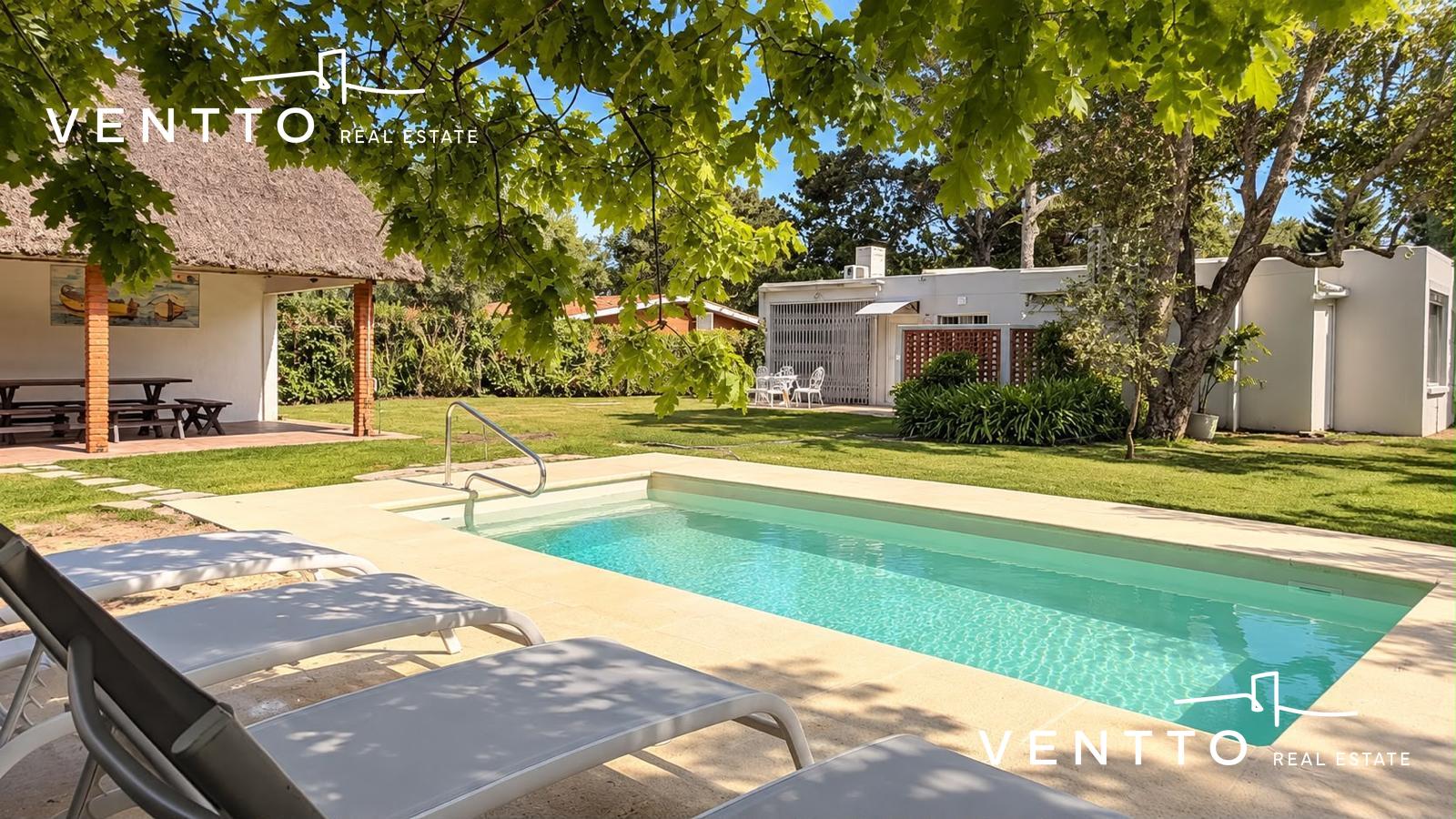 Casa de 3 dormitorios, parada 12, Piscina climatizada · Foto 3
