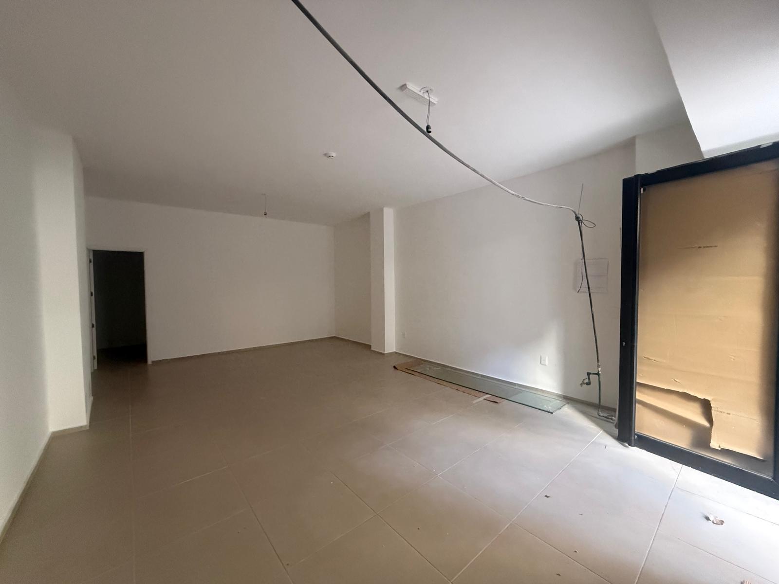 Alquiler Local Comercial a Estrenar en Cordón · Photo 5