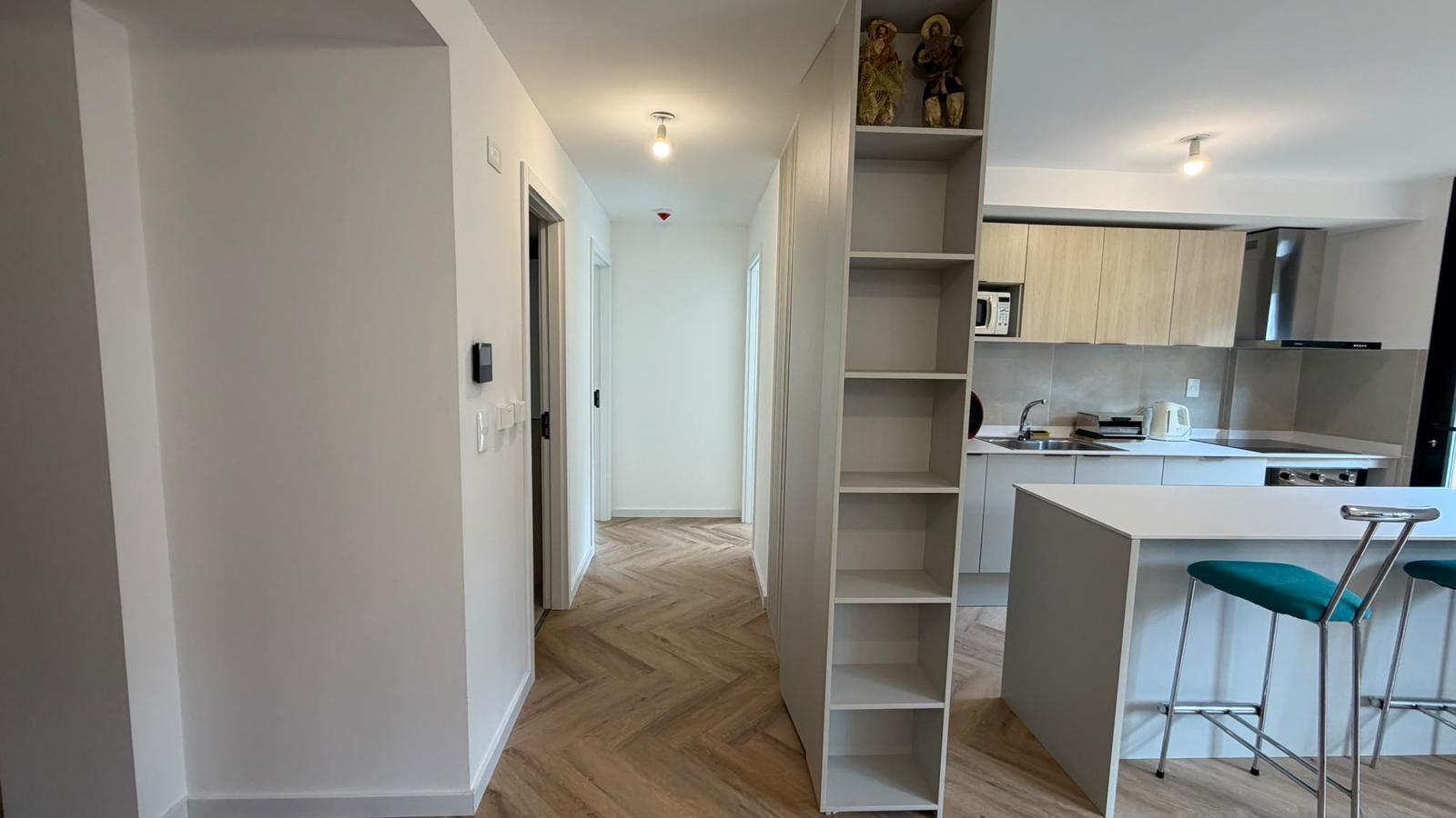 Alquiler Apartamento 2 dormitorios amoblado con patio y garaje en Barra de Carrasco · Foto 6