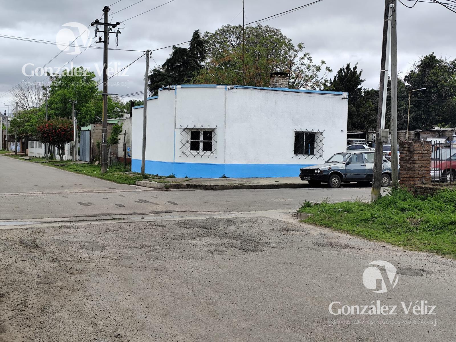 Casa en esquina de Roosevelt y Leandro Gómez · Foto 2