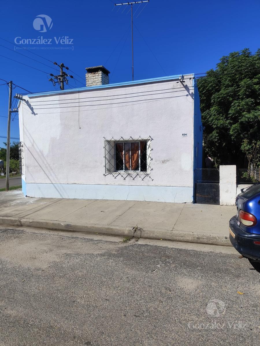 Casa en esquina de Roosevelt y Leandro Gómez · Foto 3