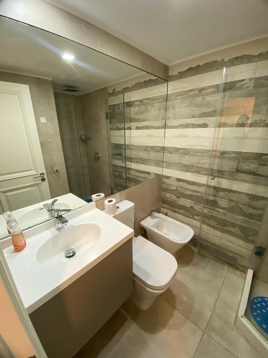 Alquiler Apartamento monoambiente amoblado con vista al mar en Parque Rodo. · Foto 3