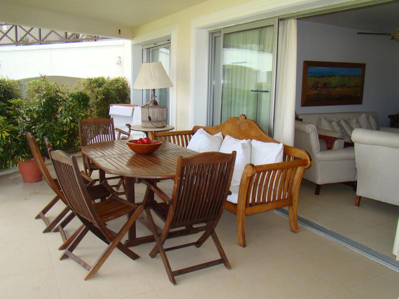 ALQUILER: LOMAS DE MANANTIALES PB CON JARDIN - TM5110