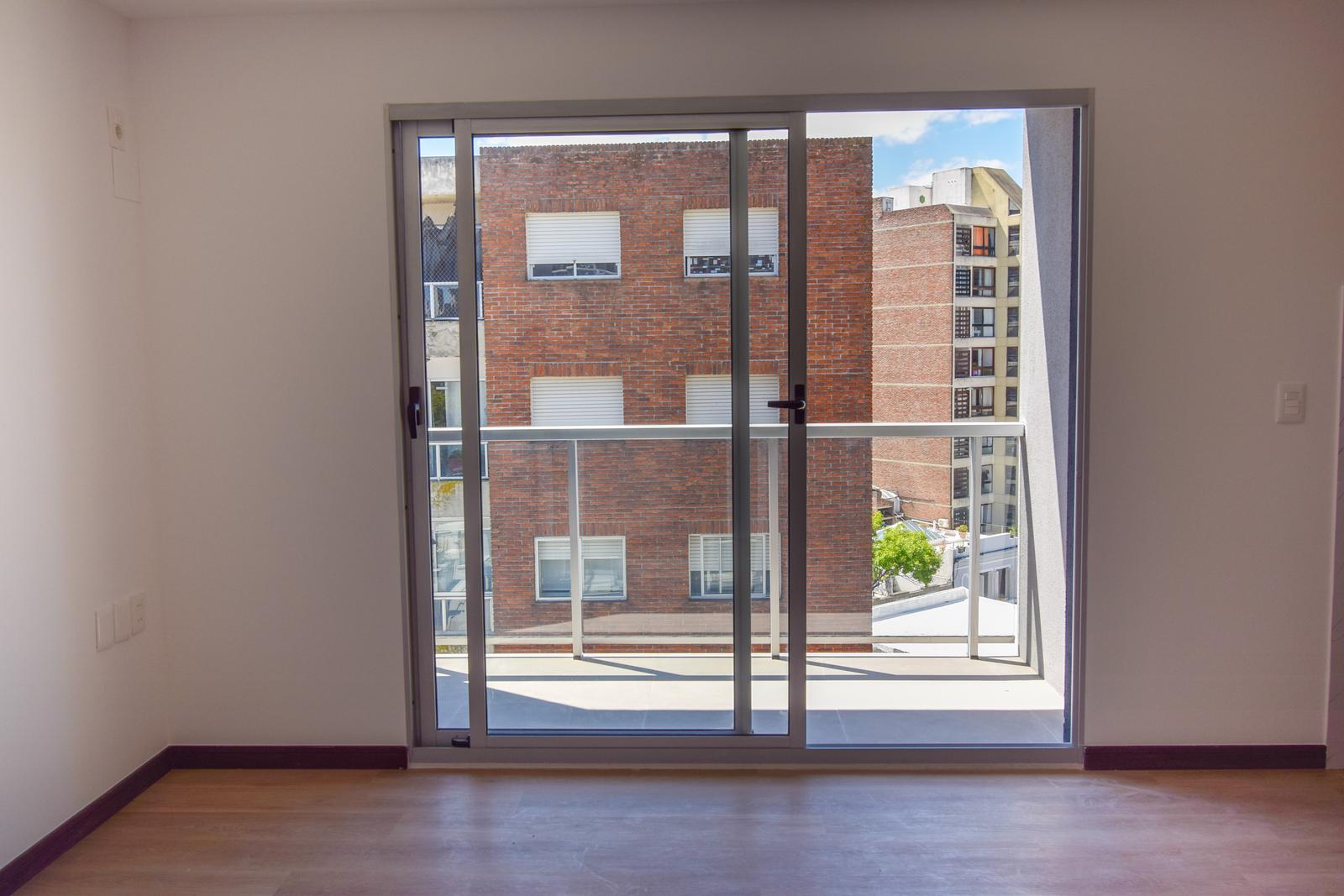 Departamento en alquiler en Cordón Sur · Foto 2