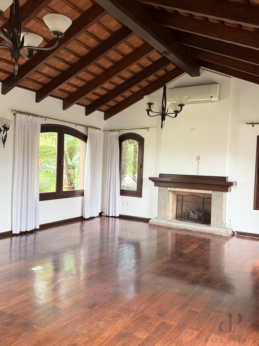 Casa en alquiler en Lomas de la Tahona 3 dormitorios y servicio · Foto 5