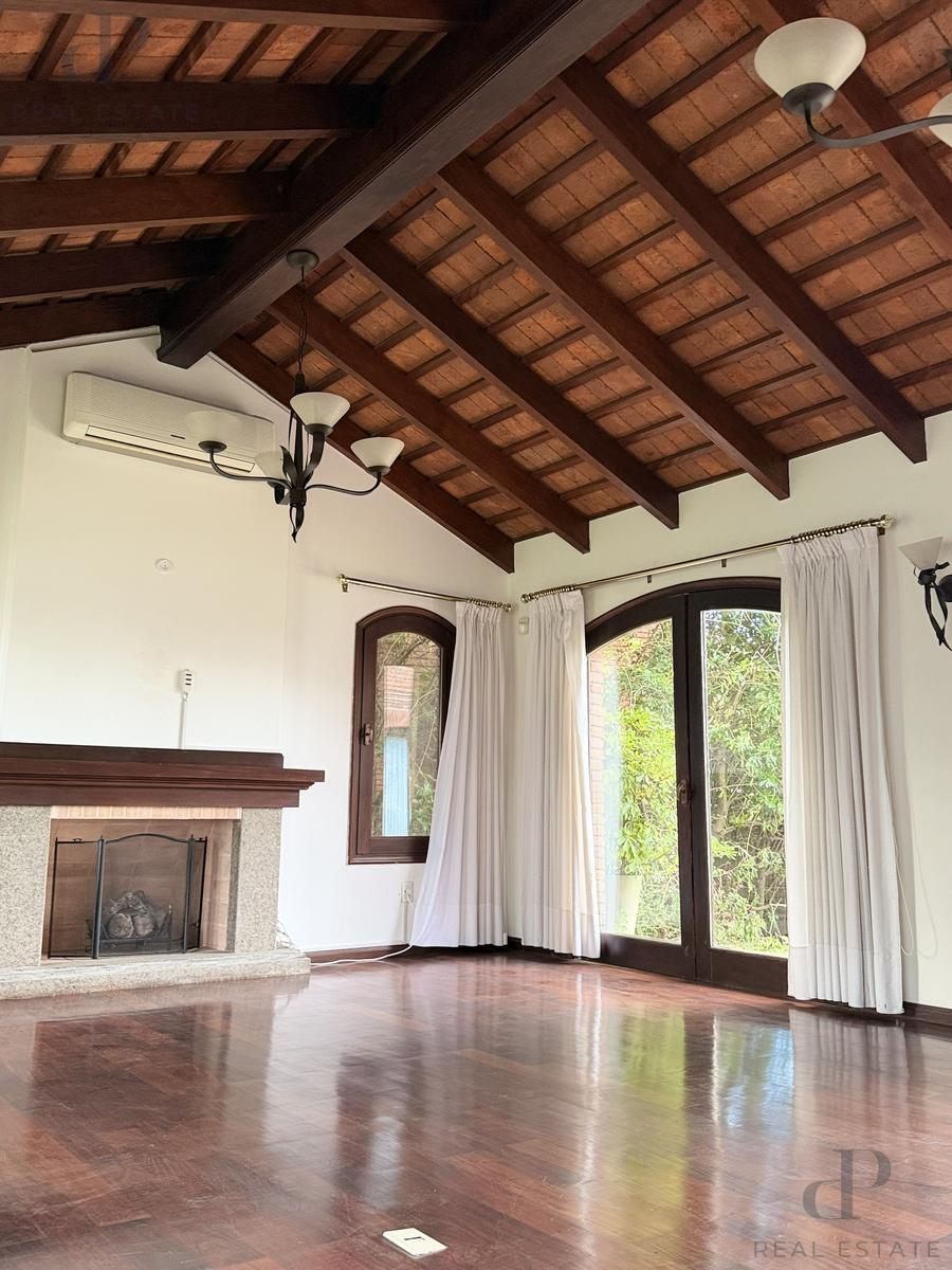 Casa en alquiler en Lomas de la Tahona 3 dormitorios y servicio · Foto 6
