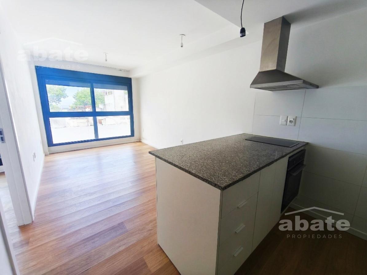 Apartamento de 1 dormitorio en alquiler, Barrio sur, Montevideo. · Photo 1