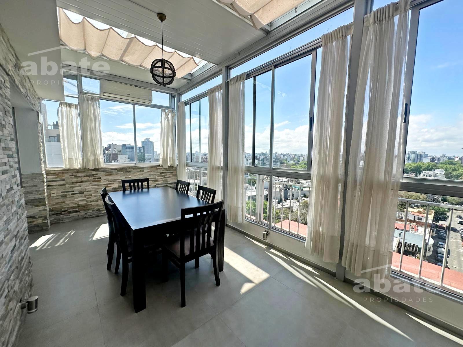 Alquiler Penthouse 2 dormitorios en Punta Carretas. Piso 10 · Photo 7