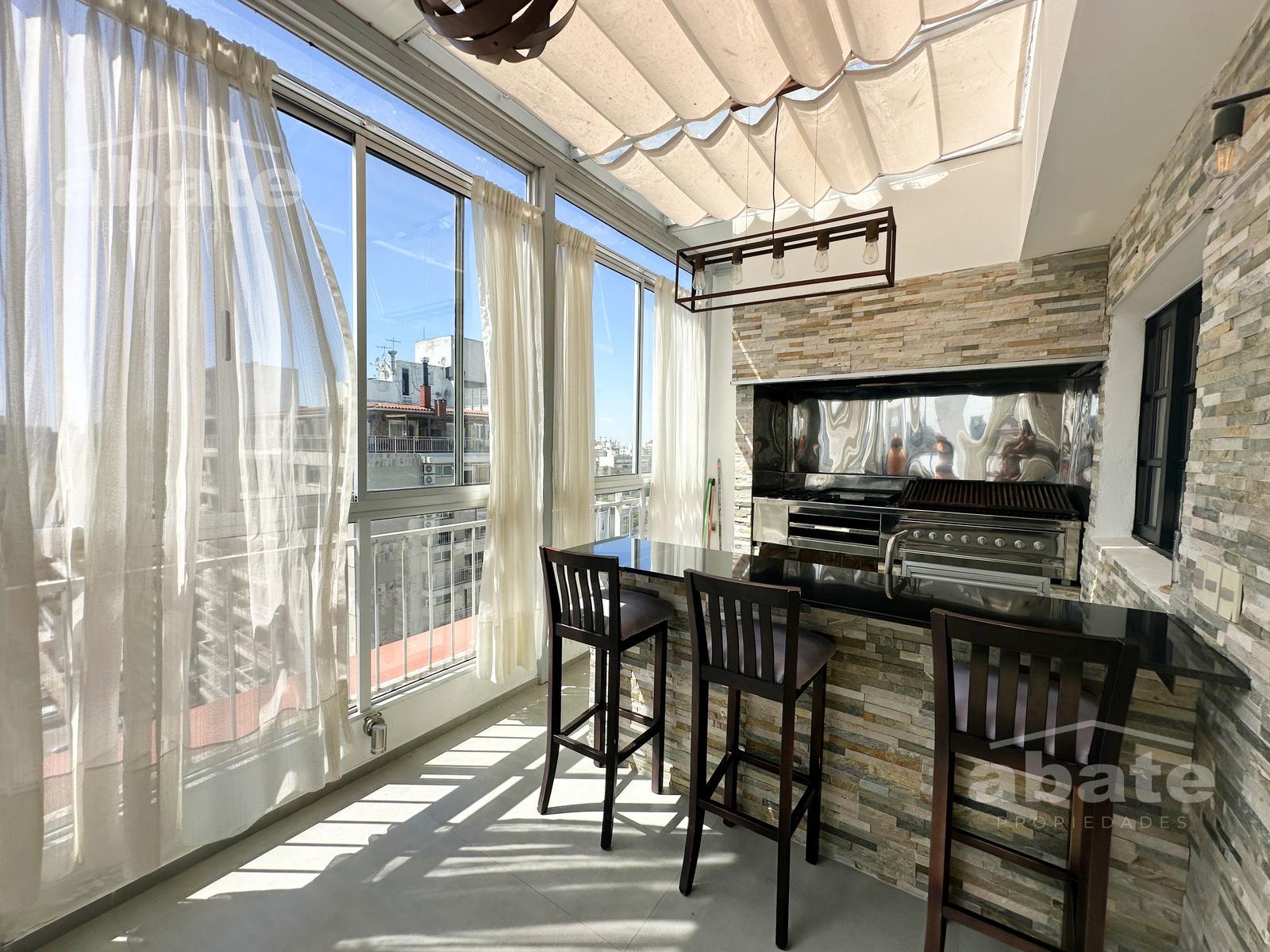 Alquiler Penthouse 2 dormitorios en Punta Carretas. Piso 10 · Photo 6