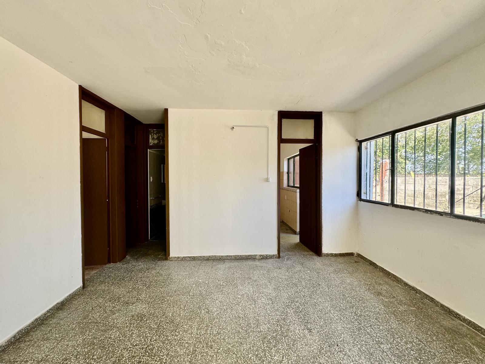 Casa en Ferrando en alquiler de 3 dormitorios con patio y cochera · Foto 4