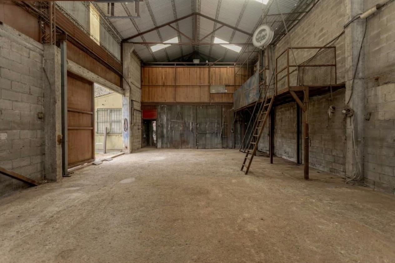 Alquilo Local Industrial-Comercial en Malvín · Foto 8