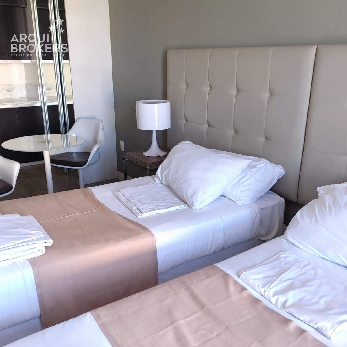 Apartamento monoambiente con muebles en alquiler en Punta Carretas · Foto 2