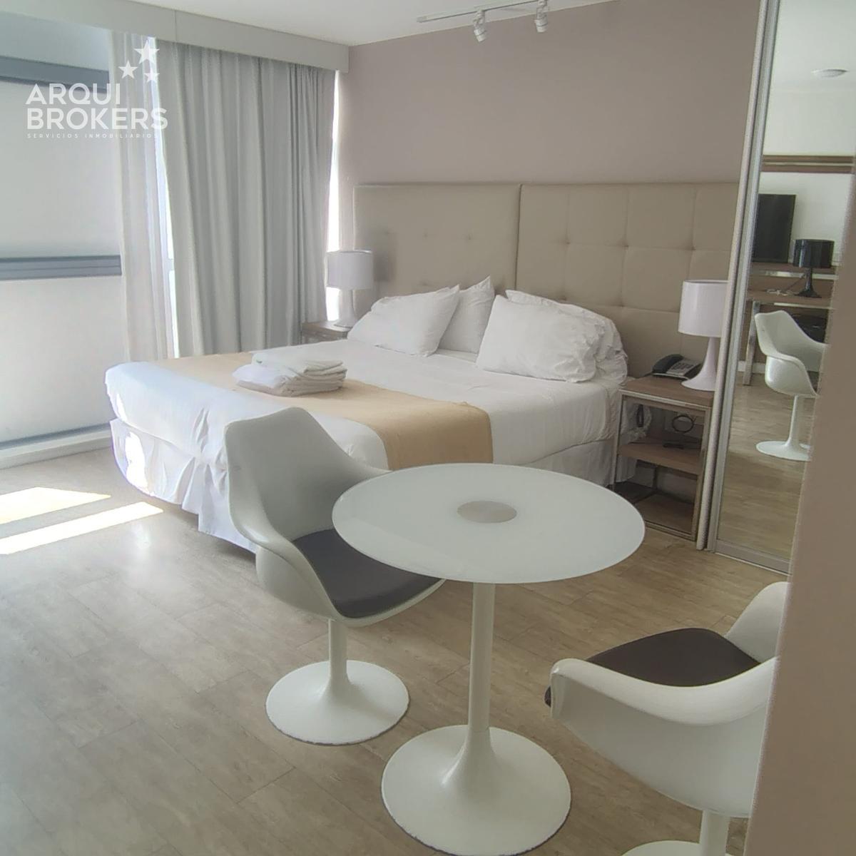 Apartamento monoambiente con muebles en alquiler en Punta Carretas · Foto 2