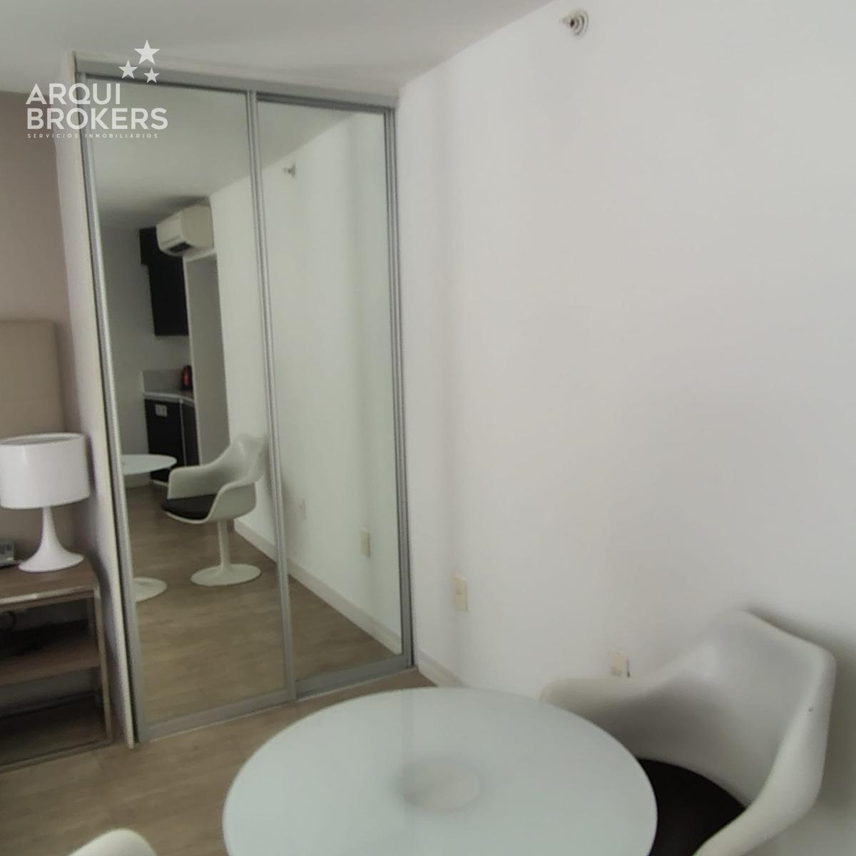Apartamento monoambiente con muebles en alquiler en Punta Carretas · Foto 8