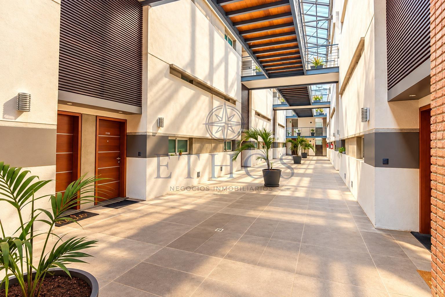 Alquiler LOFT en Diamantis Plaza · Foto 2