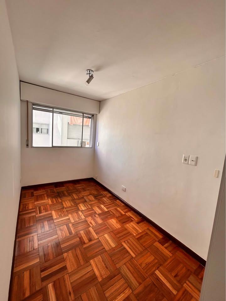 Alquiler Apartamento 2 dormitorios muy luminoso en excelente zona de La Blanqueada · Foto 6