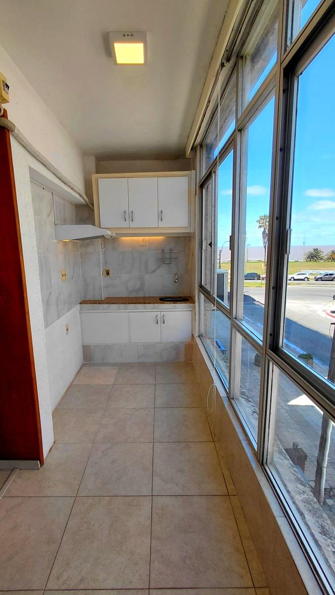 ALQUILO Apartamento, A METROS DE LA RAMBLA. PUNTA CARRETAS. · Foto 7