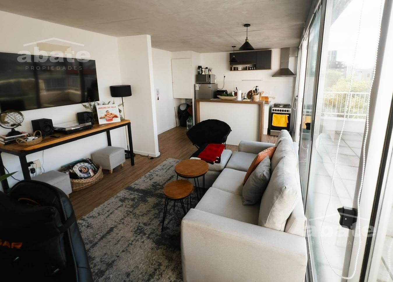 Alquiler Apartamento de 1 dormitorio, terraza y  garage - Centro · Foto 4