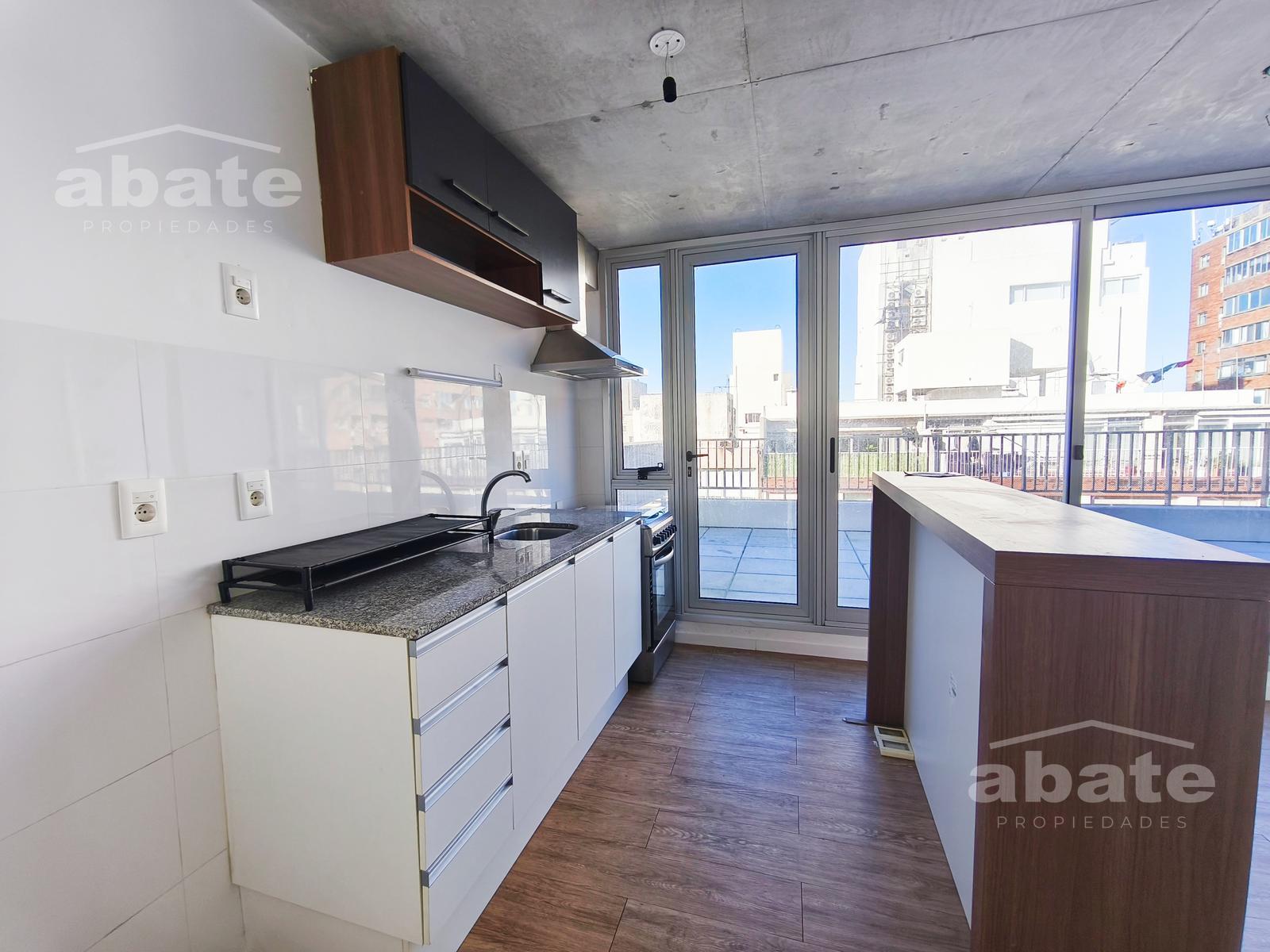 Alquiler Apartamento de 1 dormitorio, terraza y  garage - Centro · Foto 7