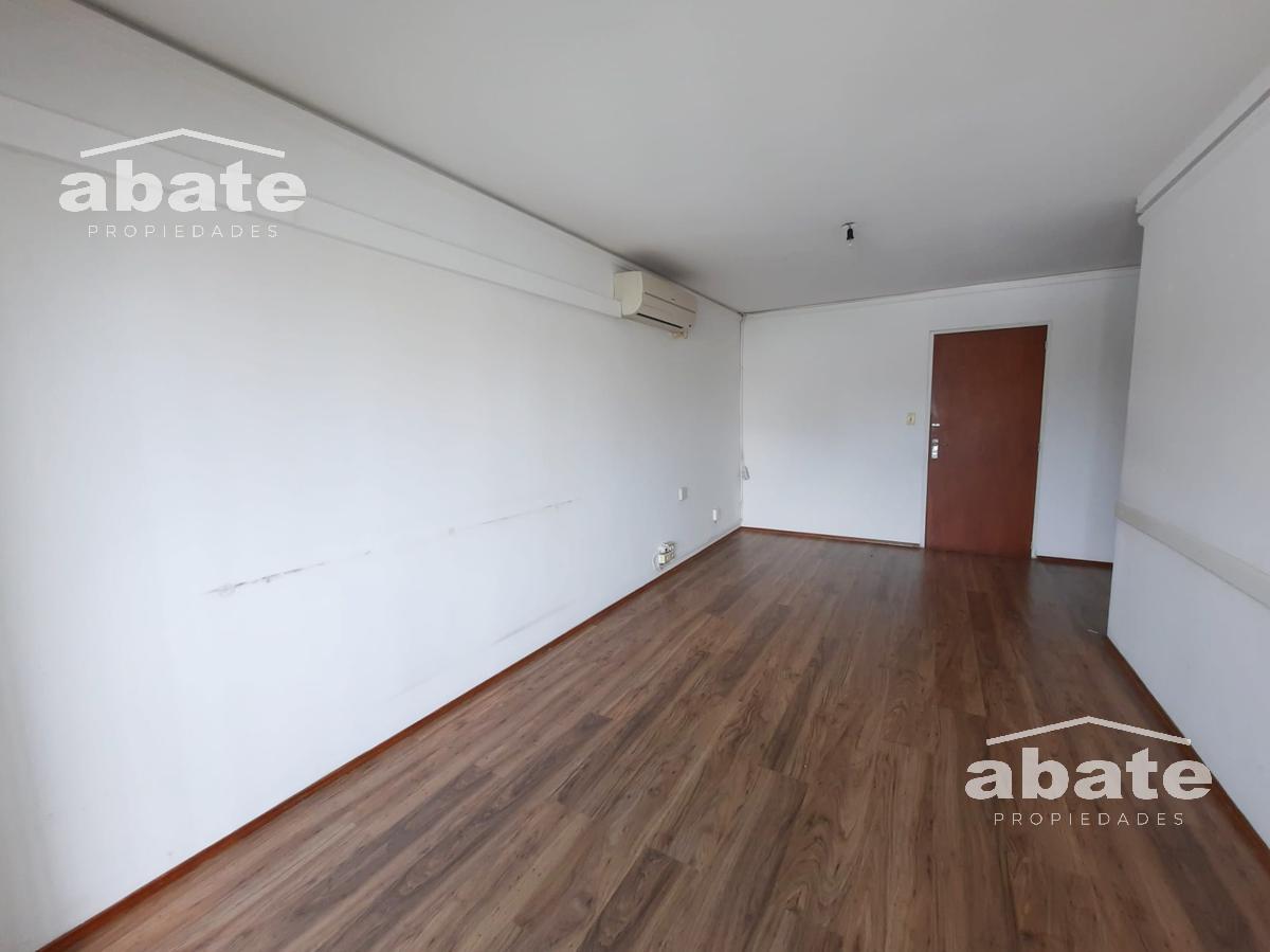 Apartamento 2 dormitorios en Pocitos Todo al frente! · Foto 5