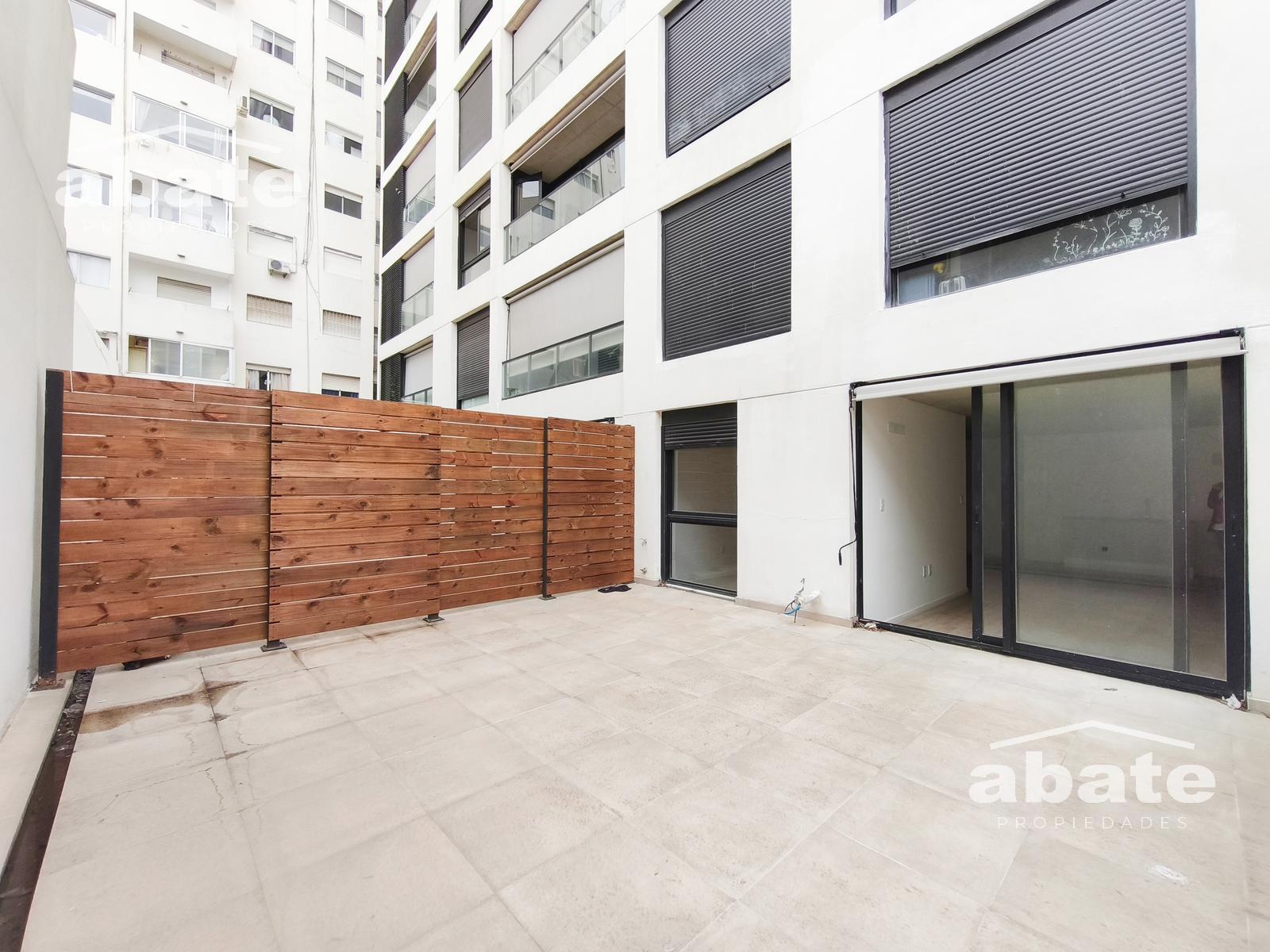 Apartamento de 1 dormitorio en Aguada Con Patio de uso exclusivo. · Foto 1