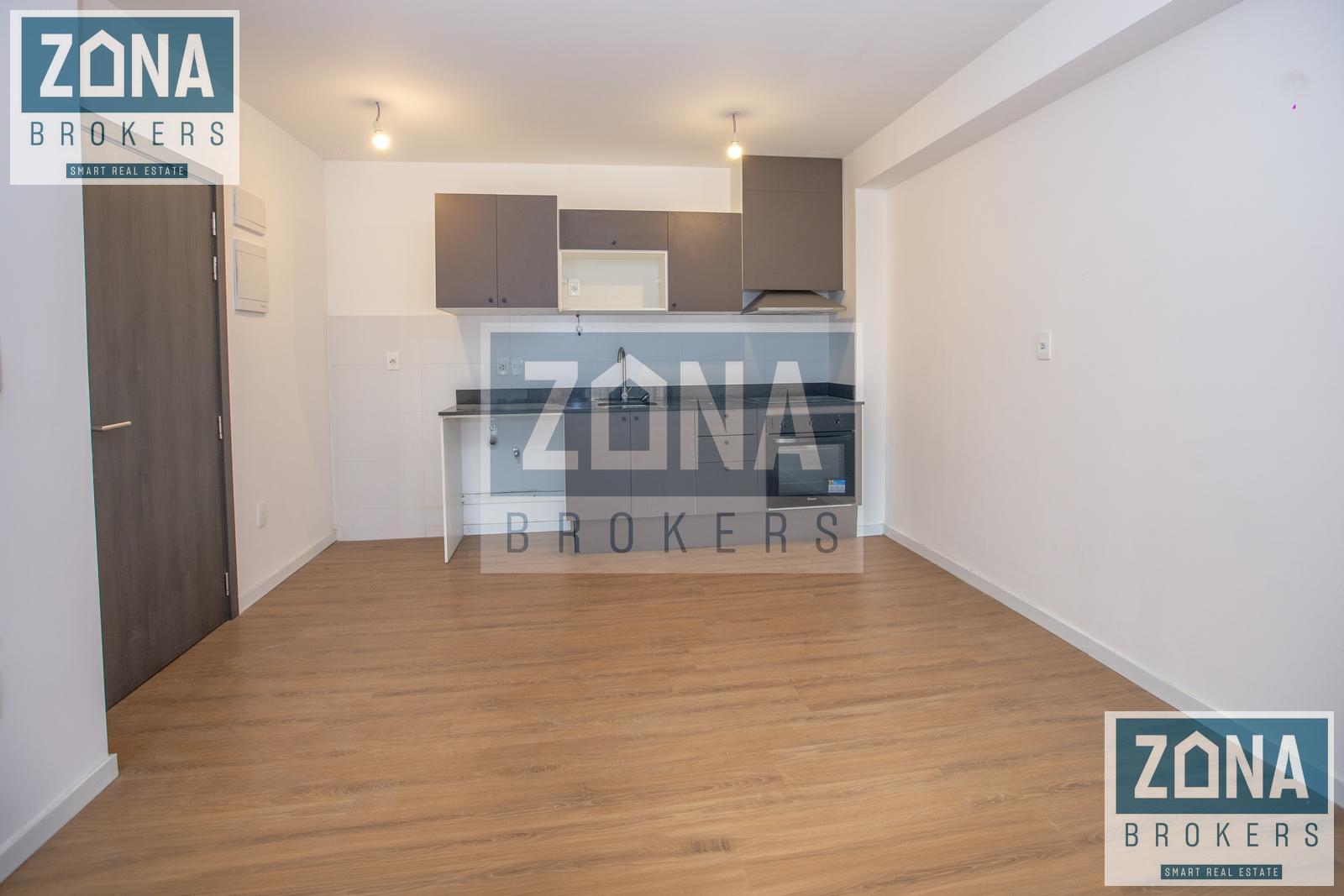 Apartamento en alquiler de un dormitorio con garage en Cordon Sur · Foto 2