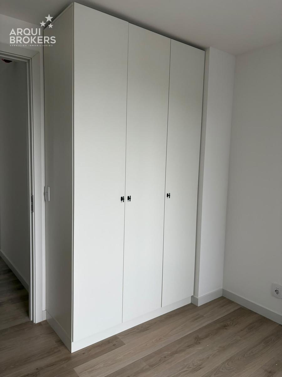 Apartamento de dos dormitorios en alquiler en Cordón - 619 · Foto 5